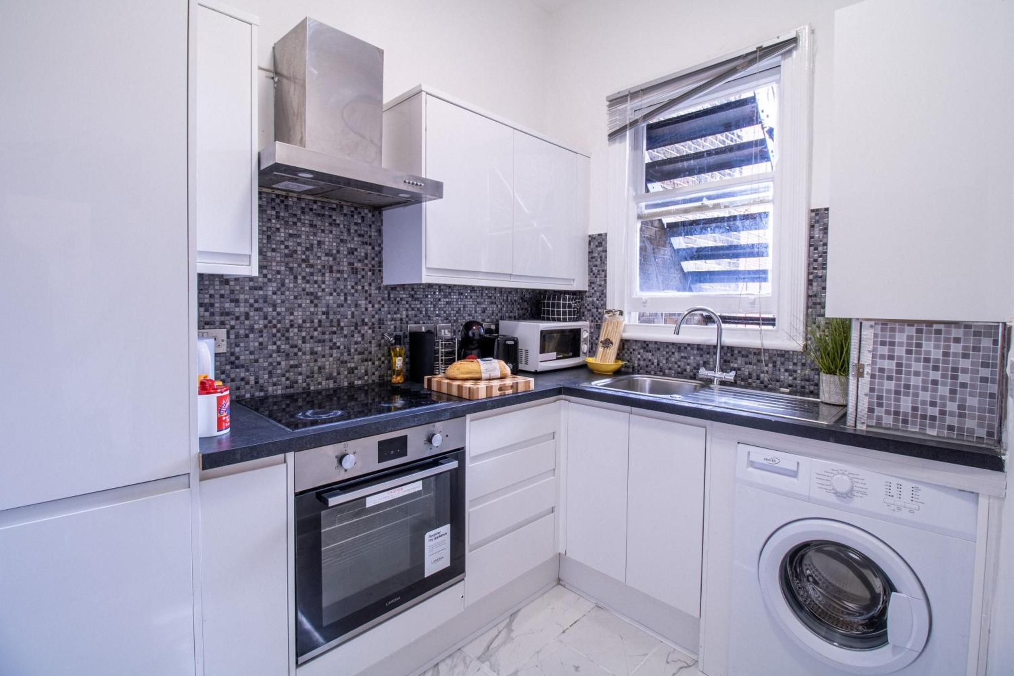 Spacious Studio Apartment On Oxford Street 9Gc 伦敦 外观 照片