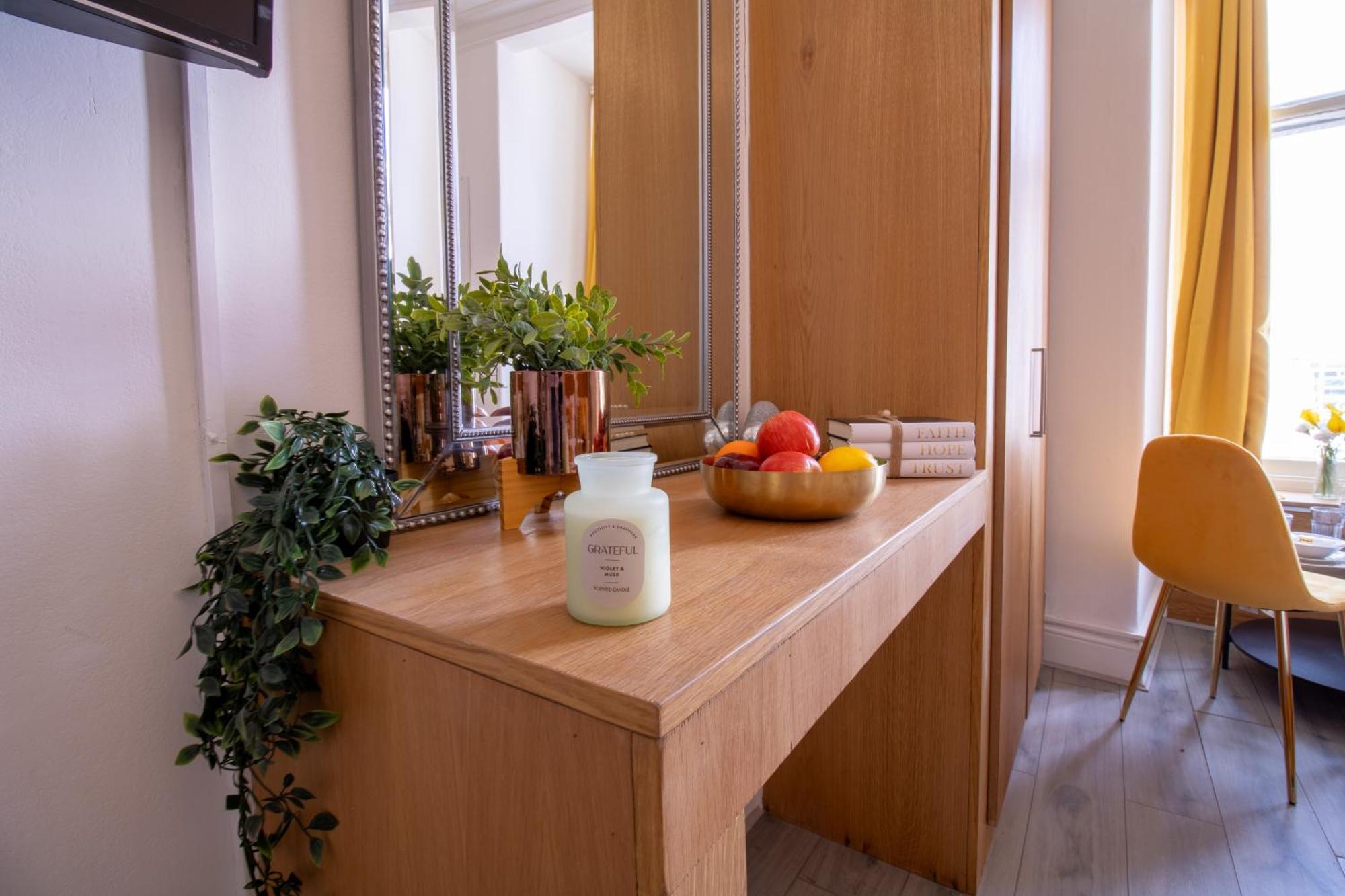 Spacious Studio Apartment On Oxford Street 9Gc 伦敦 外观 照片