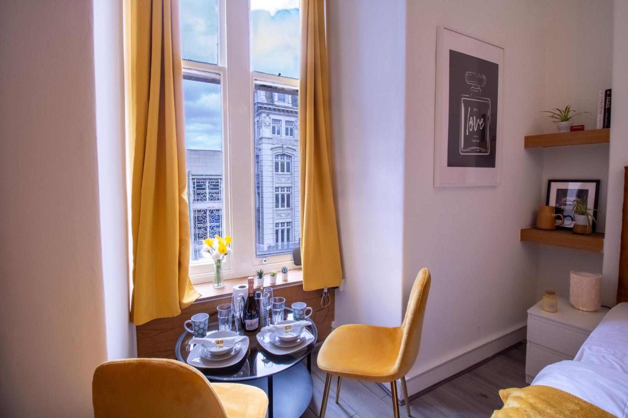 Spacious Studio Apartment On Oxford Street 9Gc 伦敦 外观 照片